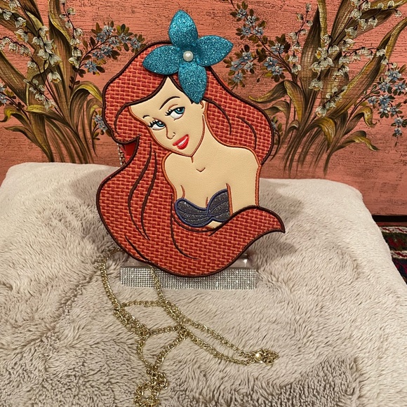 Danielle Nicole Disney The Little Mermaid Ariel Crossbody Bag - Picture 2 of 5
